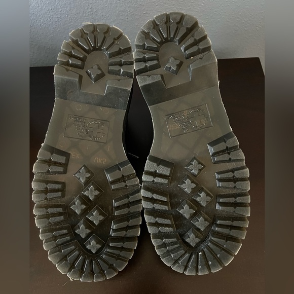 Dr. Martens Platform Shoes - Picture 9 of 11